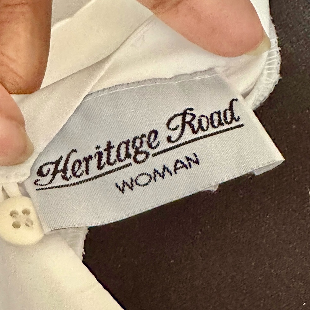 Sz 22w White Basic Blouse Back Button Closure - image 6